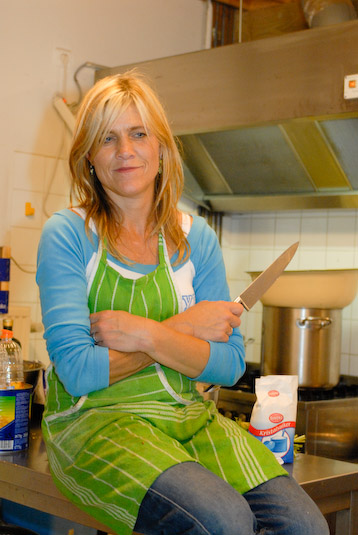 STC_Brussel_02_07_07_Kitchen_crew_10